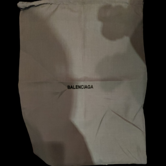 Balenciaga Triple S Clear Sole Sneakers NWB 💖 - Picture 14 of 14